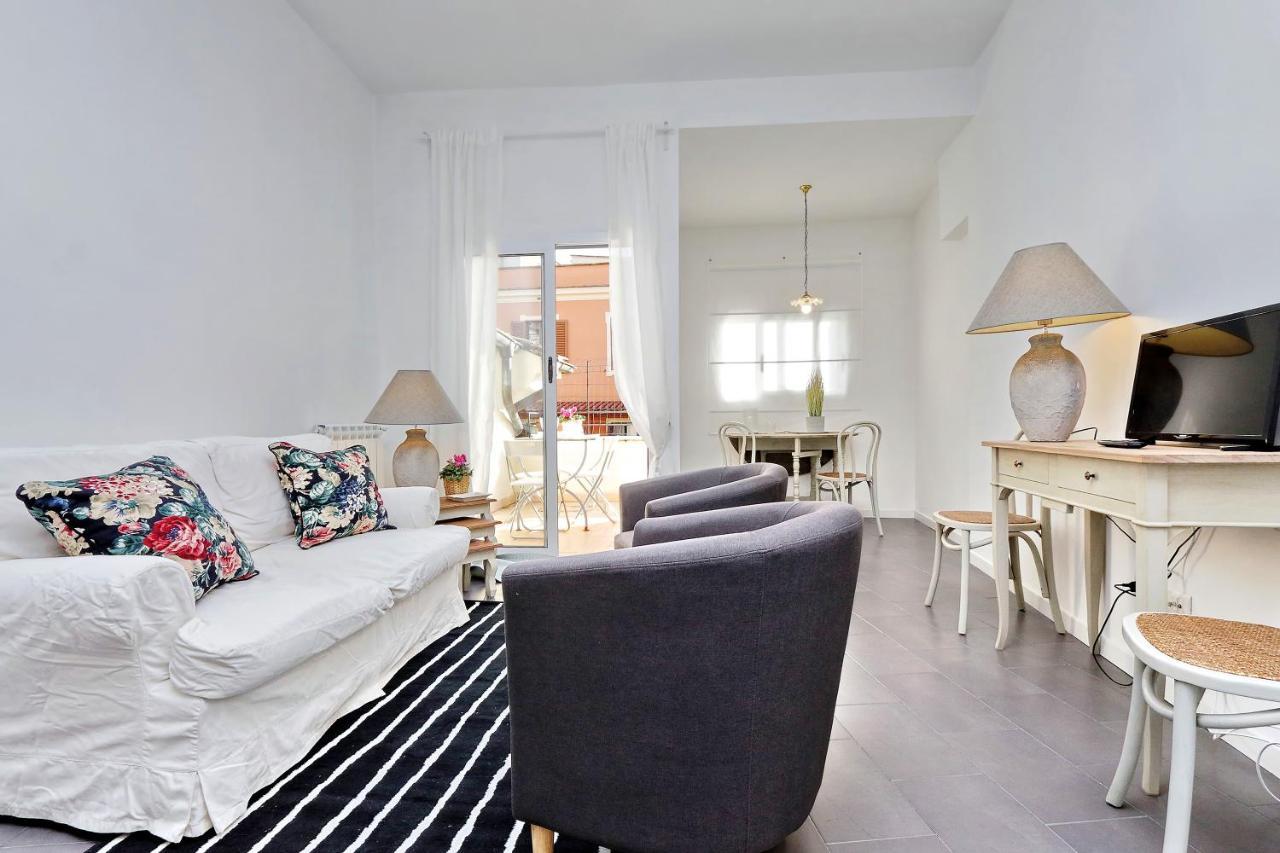 Monti Charming Apartment - Rome Short Let Service מראה חיצוני תמונה