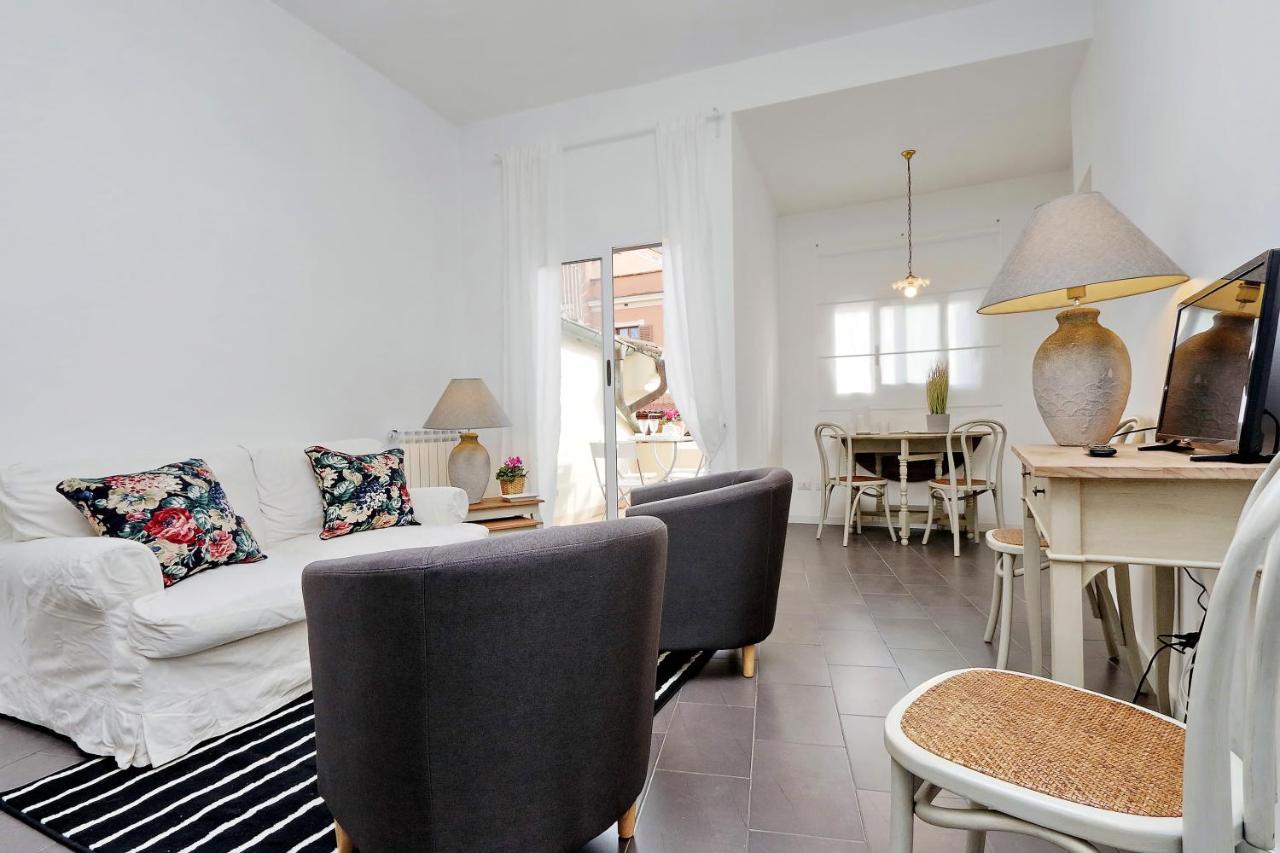 Monti Charming Apartment - Rome Short Let Service מראה חיצוני תמונה